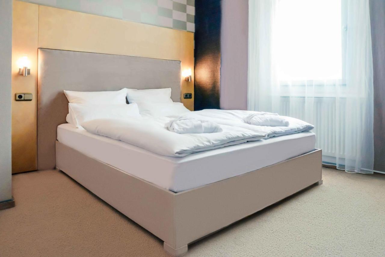 Hotel Engel Hilders Екстер'єр фото